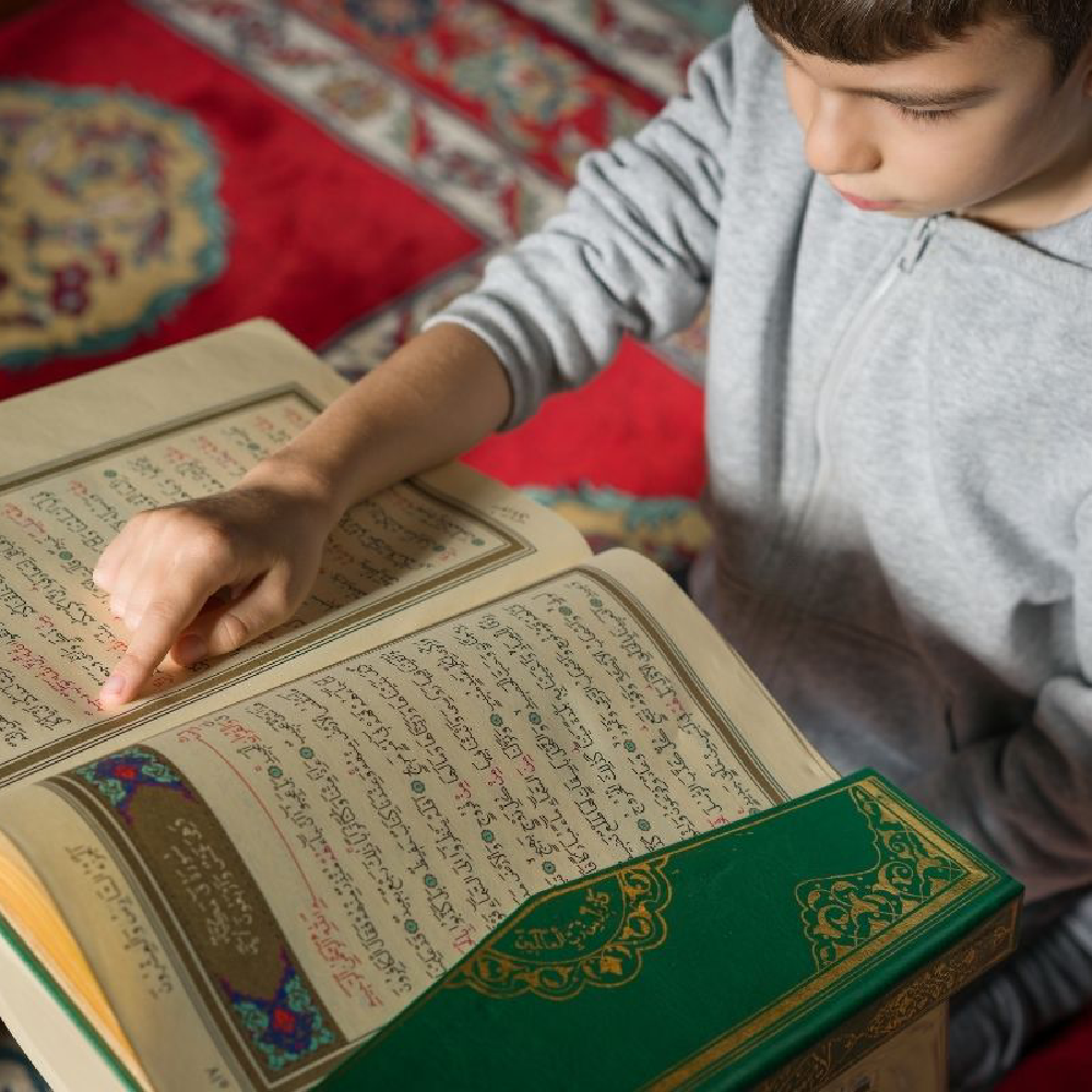 Read more about the article How to Teach Quran Online? For Beginners and Non-Arabic Speakers